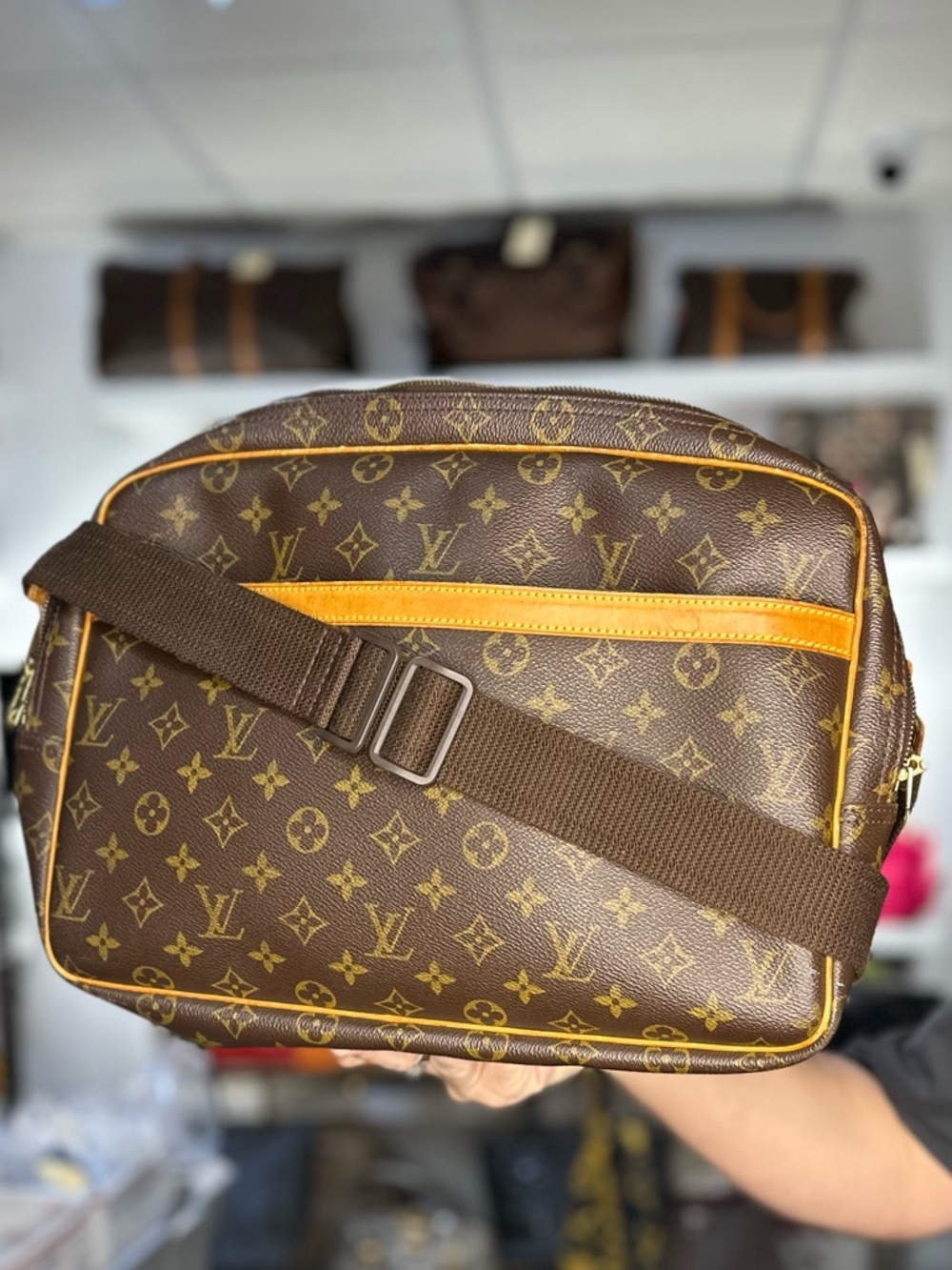 LV MONOGRAM  CAMERA BAG